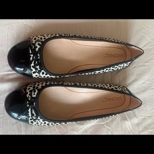 Vionic Minna Dot flats